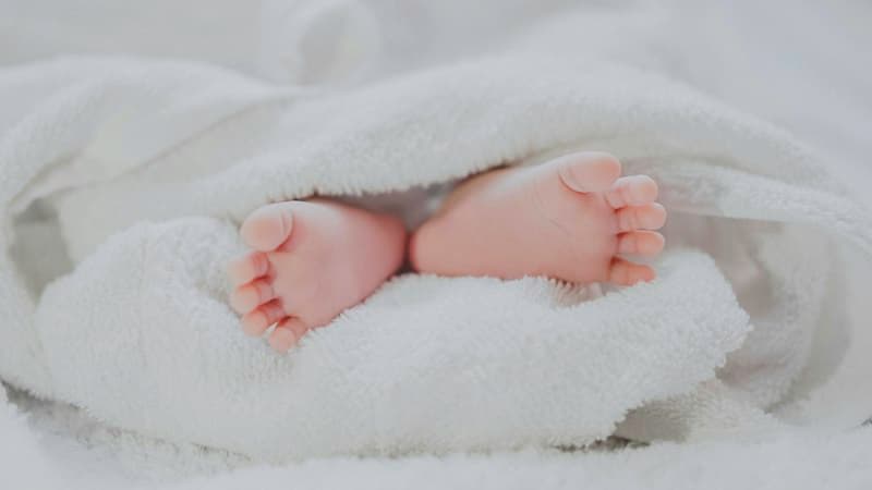 赤ちゃんの名前の決め方の基本ポイントをまとめたイメージ画像